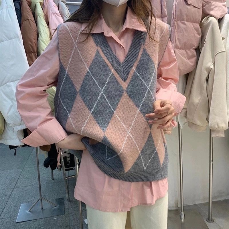 Design color-blocked loose sweater vest autumn 2023 new girly pullover sweater vest trend