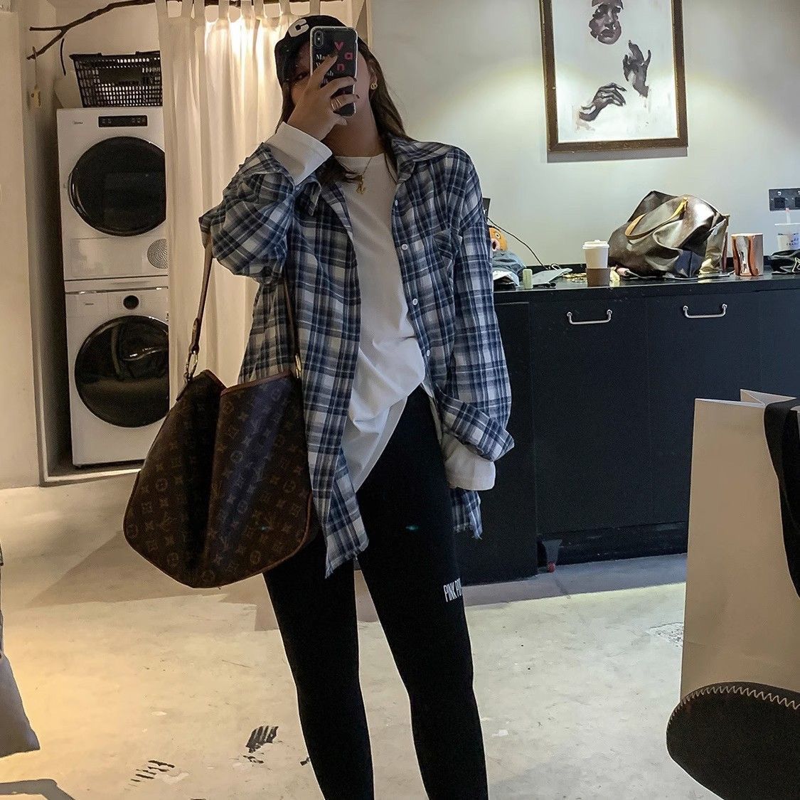 格瑞吉奧新款長袖百搭寬鬆翻領格子襯衫女氣質休閒小眾別致上衣潮