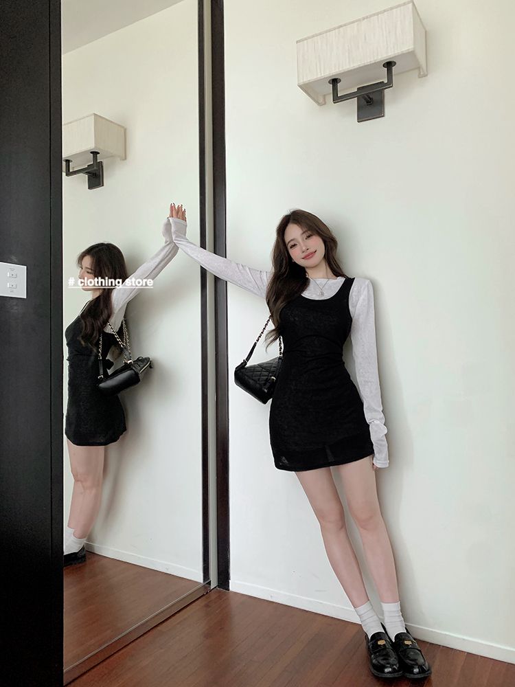 秋季套裝女2023新款高級感辣妹性感薄款長袖T恤修身連衣裙兩件套
