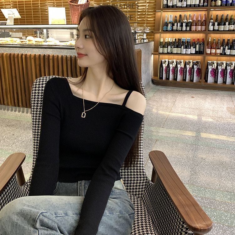 純棉初秋新款設計感露肩純欲T恤女甜美修身顯瘦外穿打底長袖上衣
