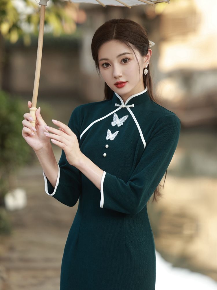 改良旗袍2023秋冬季新款年輕款長袖少女新中式高端修身日常連衣裙