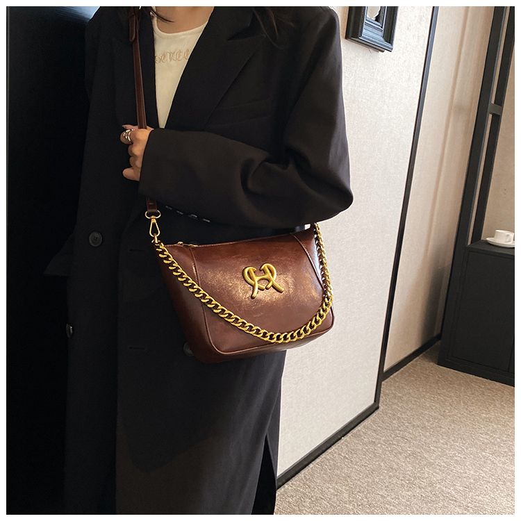 Women's Small Chain Crossbody Shoulder Bag Versatile Design_voghion.com