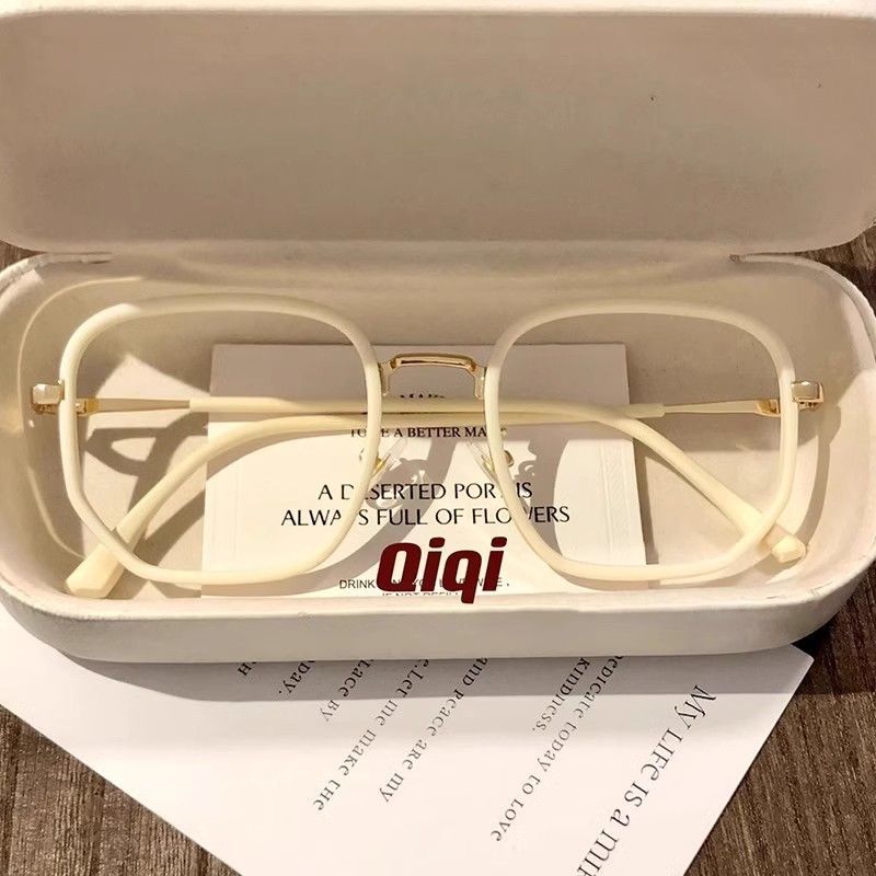Cream white square frame glasses for myopia women can be equipped with anti-blue light, anti-radiation and anti-fatigue glasses frames for men with big faces