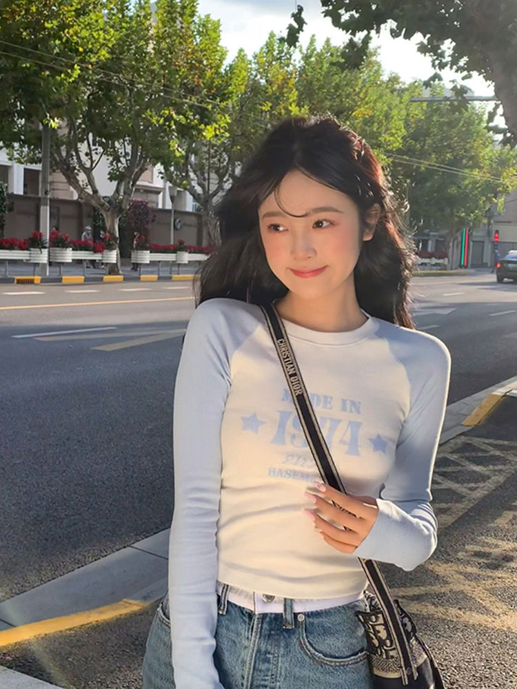 奶系拼接插肩袖印花長袖T恤女春夏季新款修身休閒顯瘦短款上衣ins