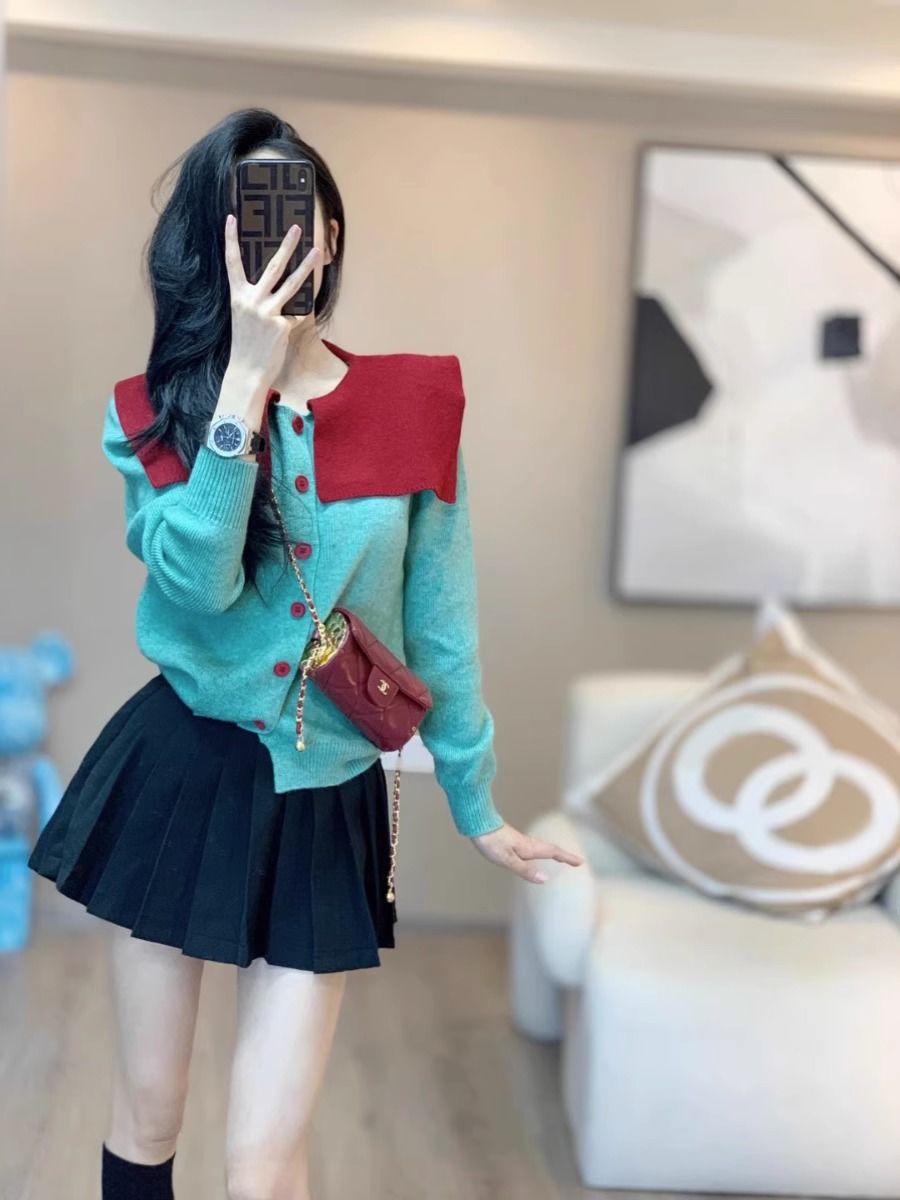 2023秋冬季新款女裝茶里茶氣高級感小眾別致絕美氣質拼色開衫毛衣