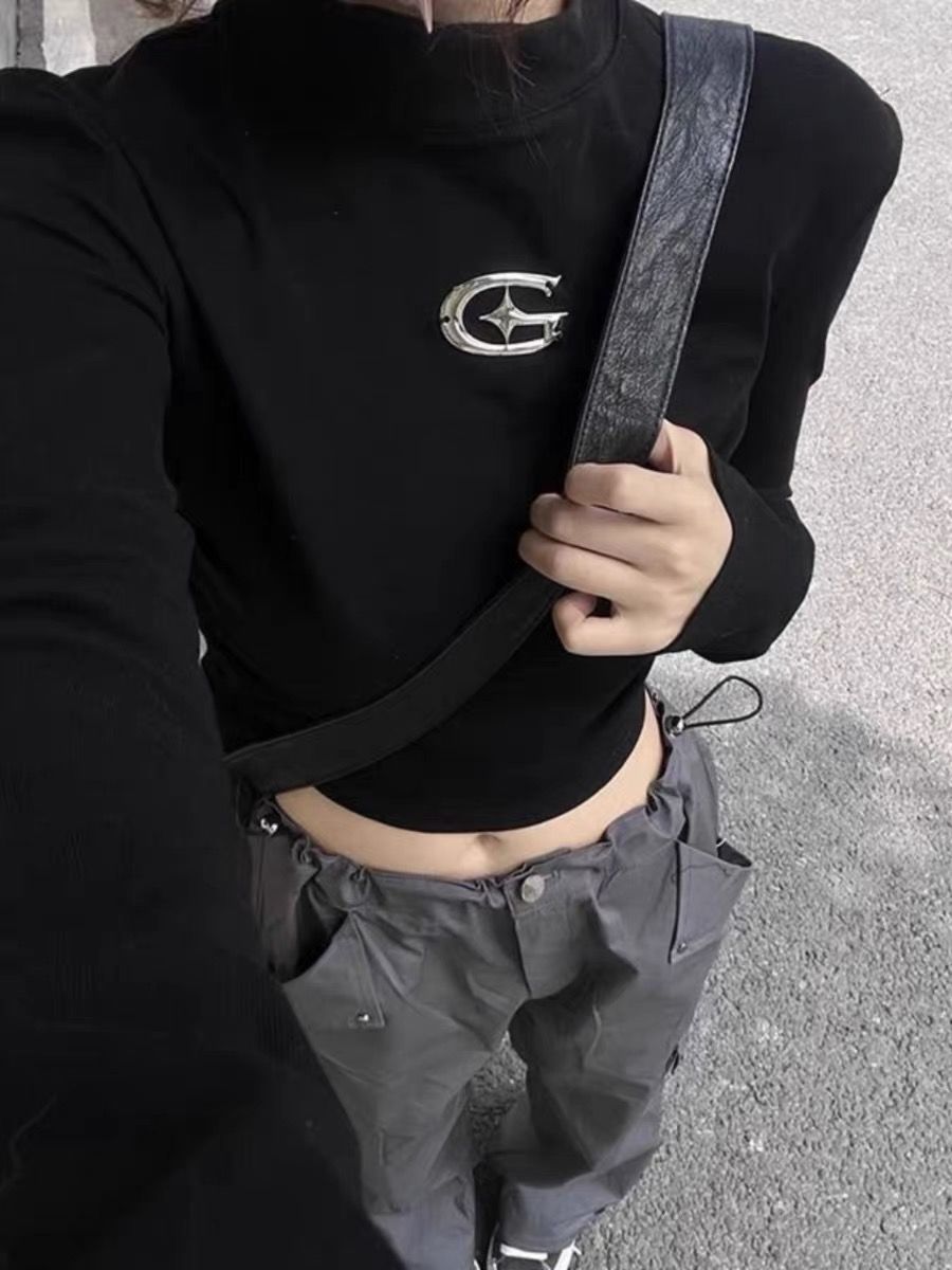 美式修身長袖t恤女春秋季2023新款黑色正肩短款甜辣妹打底衫上衣