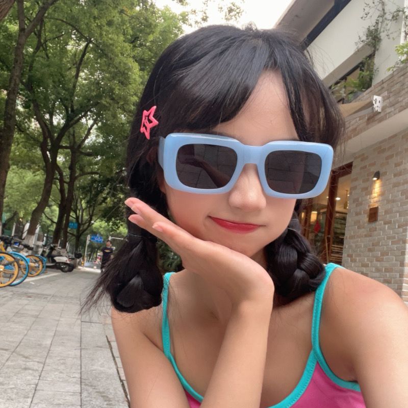 復古方形清新天空藍歐美辣妹網紅墨鏡女圓臉高級感炸街太陽眼鏡潮