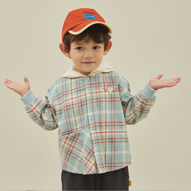 Children's clothing for boys and girls, new autumn coats, children's plaid shirts, casual and fashionable baby hooded tops, spring and autumn clothing