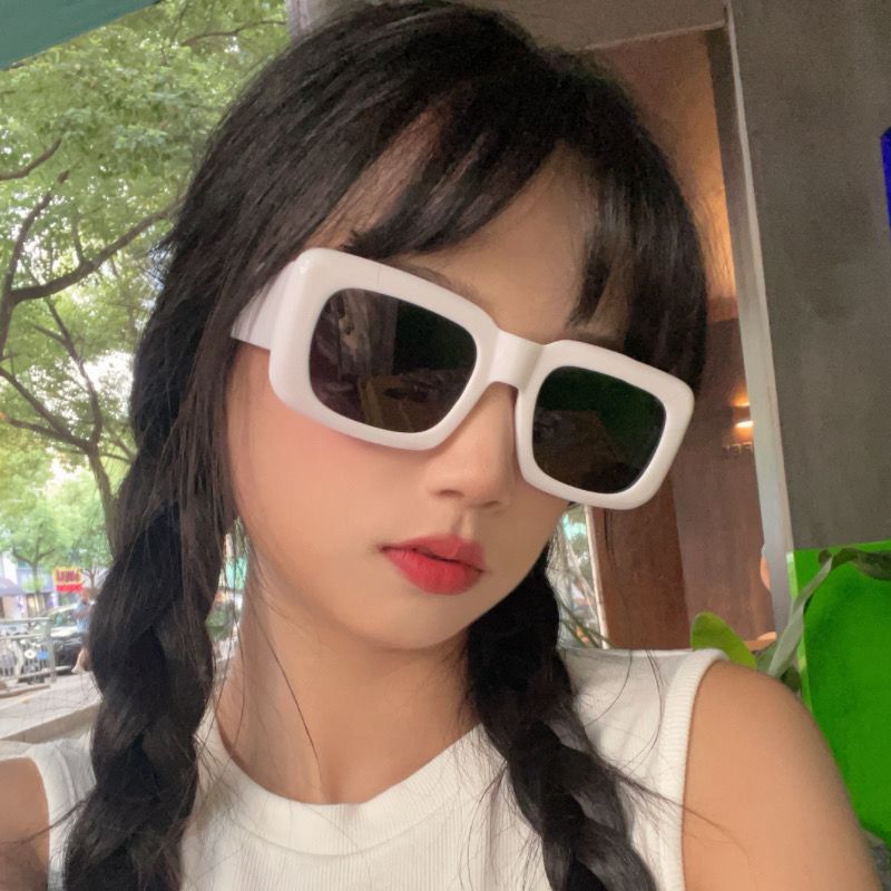 韓版純白色海邊沙灘度假墨鏡女潮圓臉顯臉小遮陽防曬大框太陽眼鏡