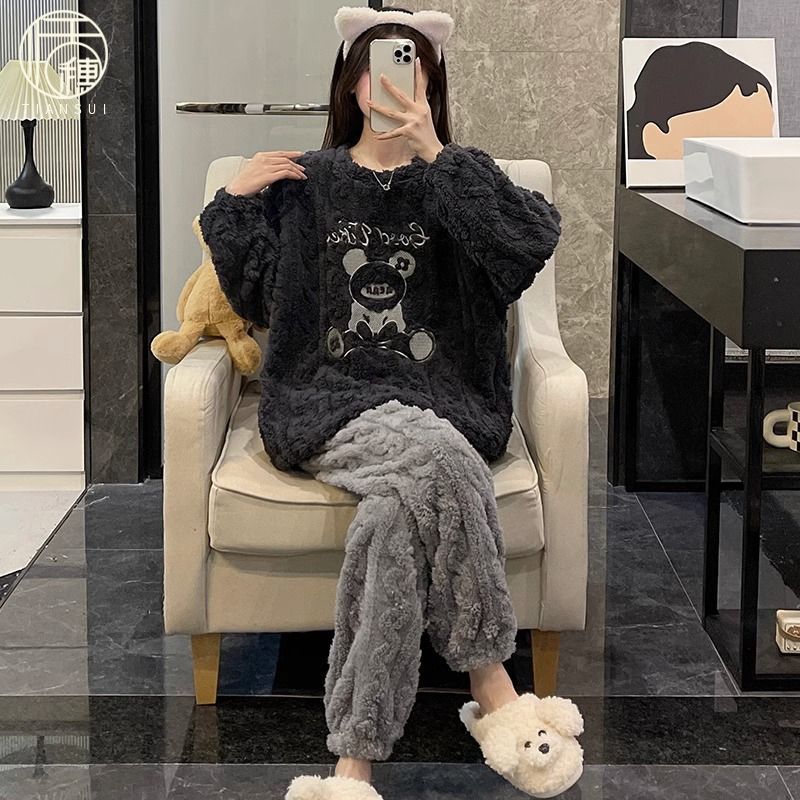 新款睡衣女秋冬季珊瑚絨加厚法蘭絨卡通網紅加絨春大碼家居服套裝