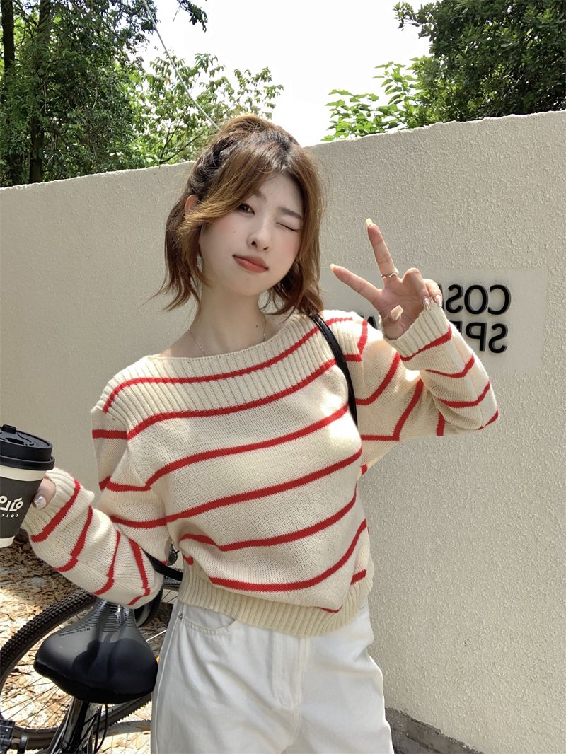 Striped sweater women's autumn  new design pleated round neck contrasting loose slim long-sleeved top