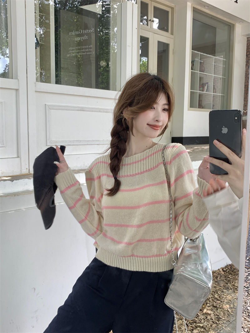 Striped sweater women's autumn  new design pleated round neck contrasting loose slim long-sleeved top