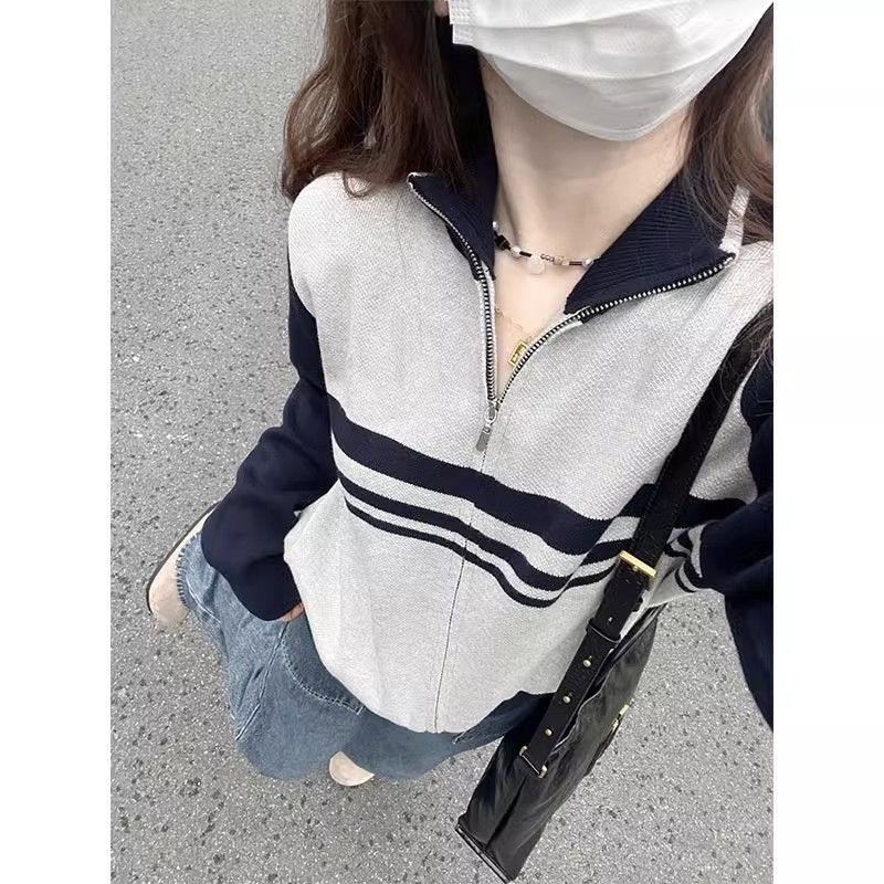 美式復古學院風毛衣外套女秋季款高級感穿搭拼色立領短款針織開衫
