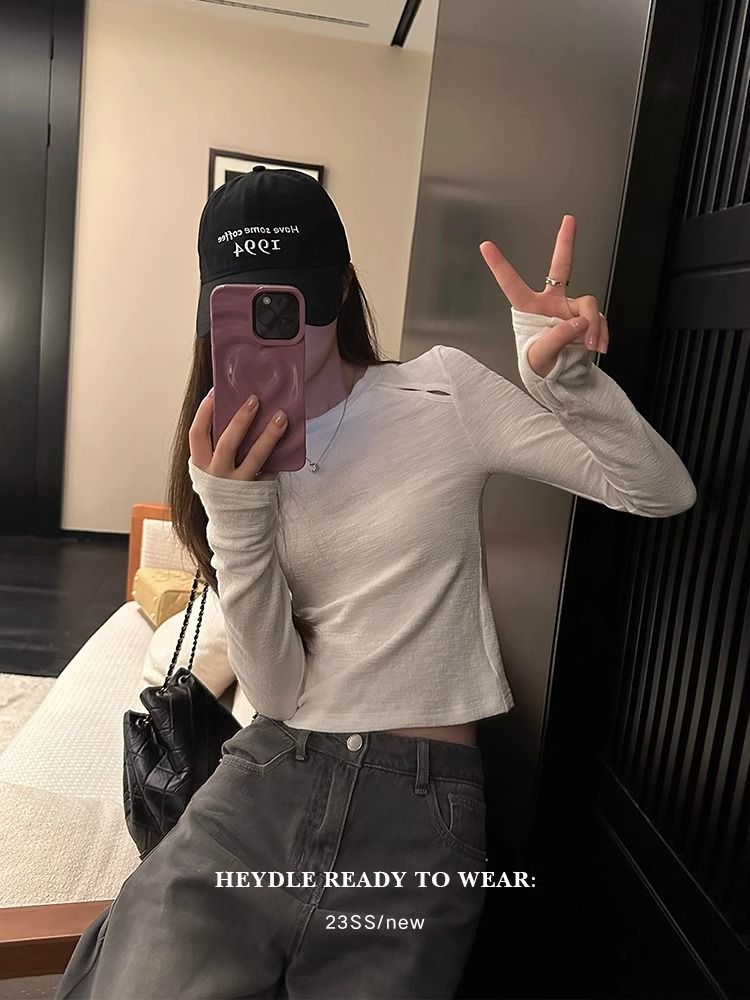 純欲風小眾鏤空設計感打底衫女秋季百搭長袖T恤修身外穿內搭上衣