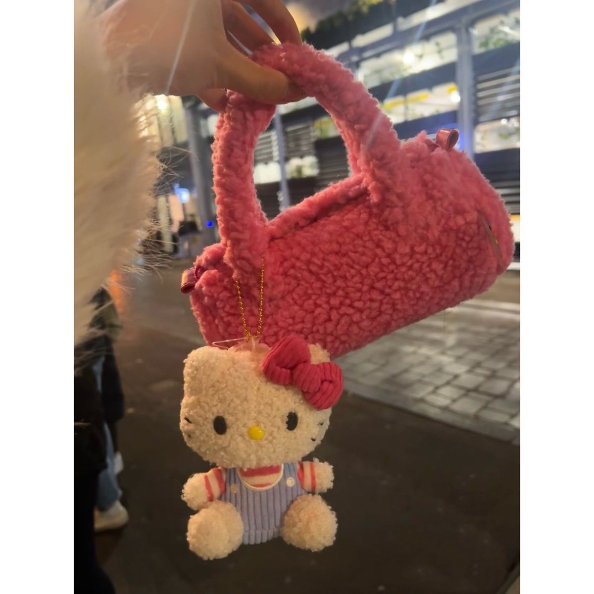 Small curly kitty pendant bag pendant kt cat doll doll hallo hello key hello kitty