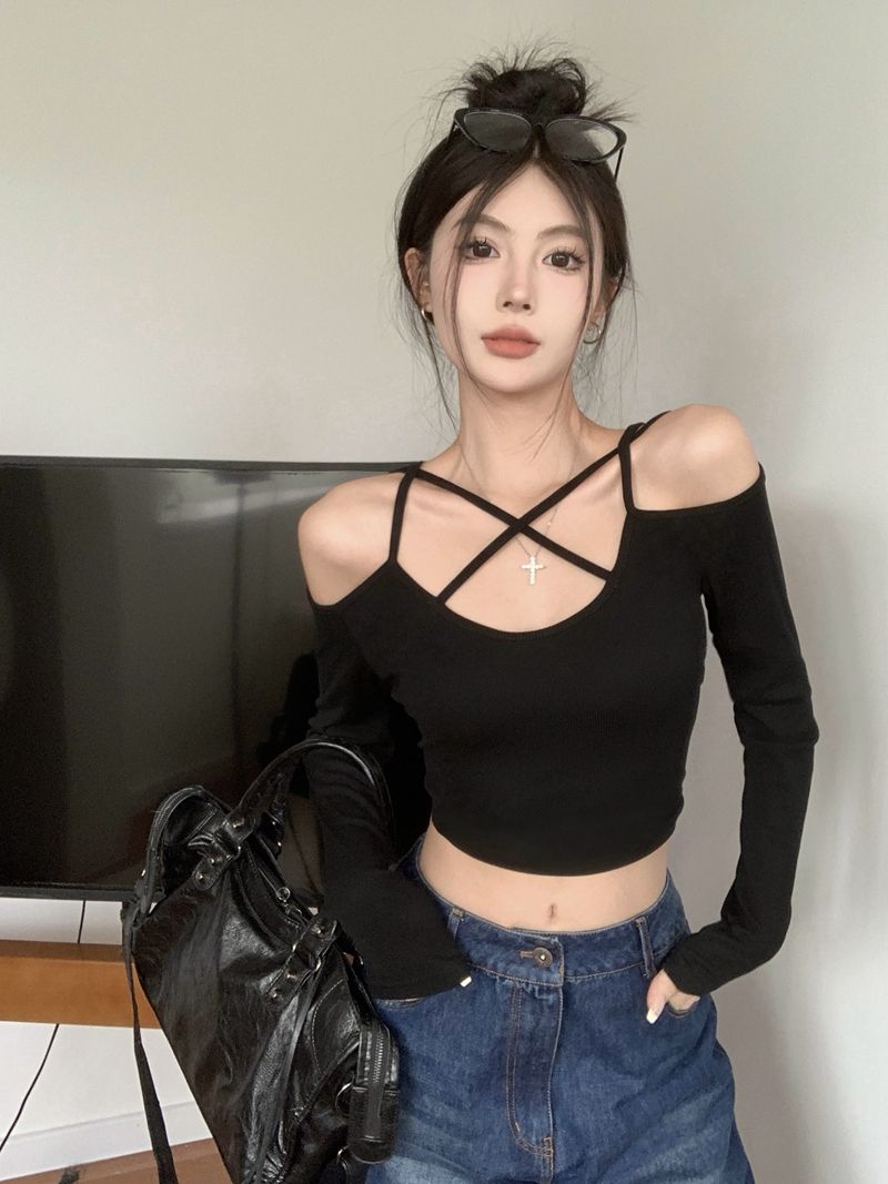 甜辣一字肩黑色T恤女裝早秋新款辣妹設計感短款洋氣修身長袖上衣