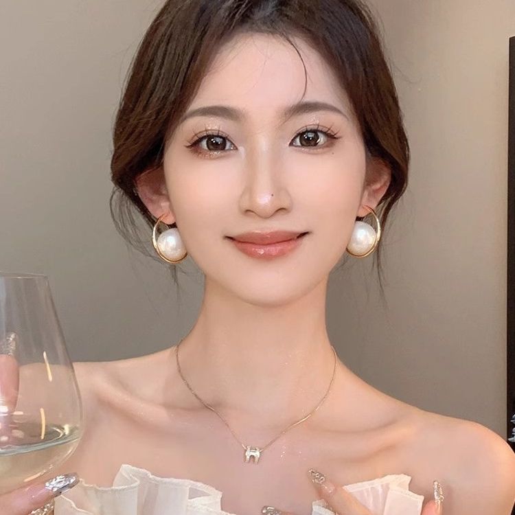 萊茵河畔~法式大珍珠耳釘女輕奢小眾設計感洋氣耳環氣質百搭耳飾