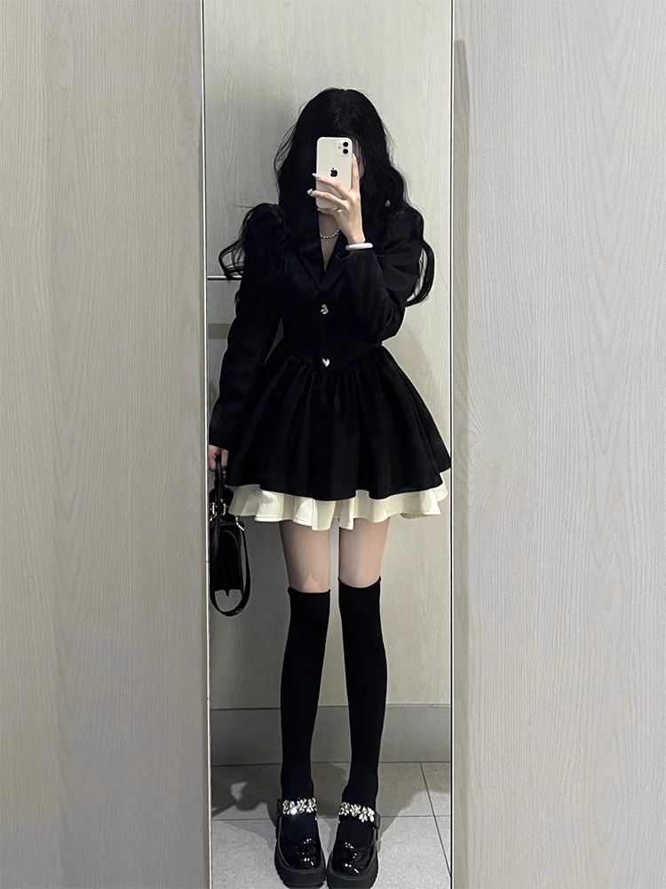 Small French tutu skirt, high-end long-sleeved suit, waist slimming, small fragrant black dress, early autumn style