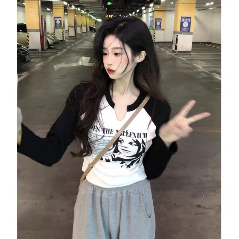 美式螺紋長袖T恤女春秋季拼色緊身打底衫辣妹洋氣內搭短款V領上衣