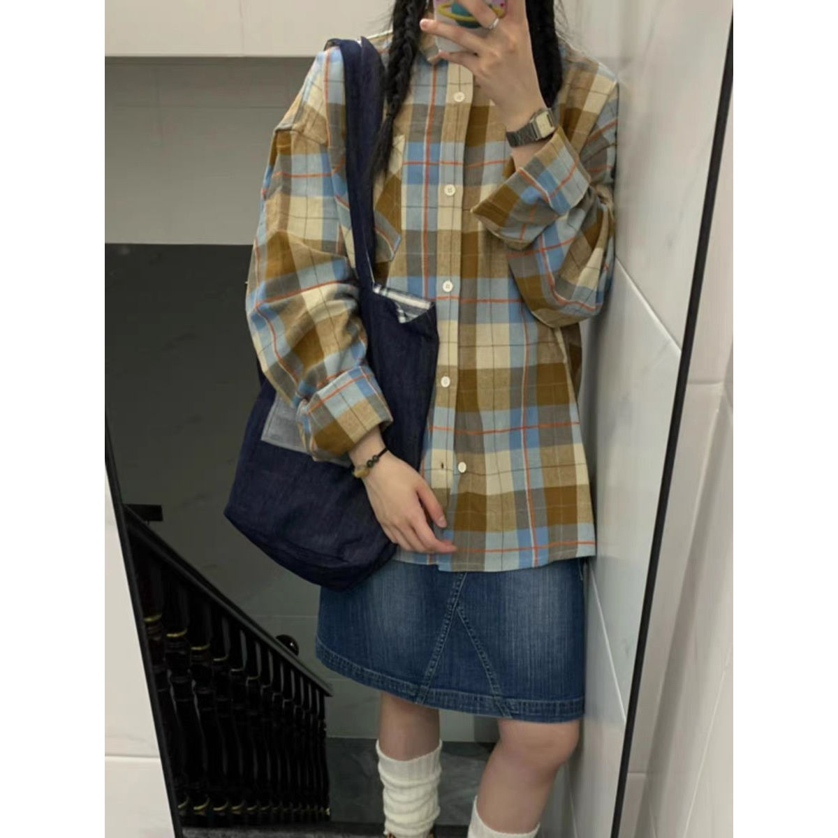 藍色格子長袖襯衫女秋季2023新款寬鬆oversize休閒情侶襯衣外套潮