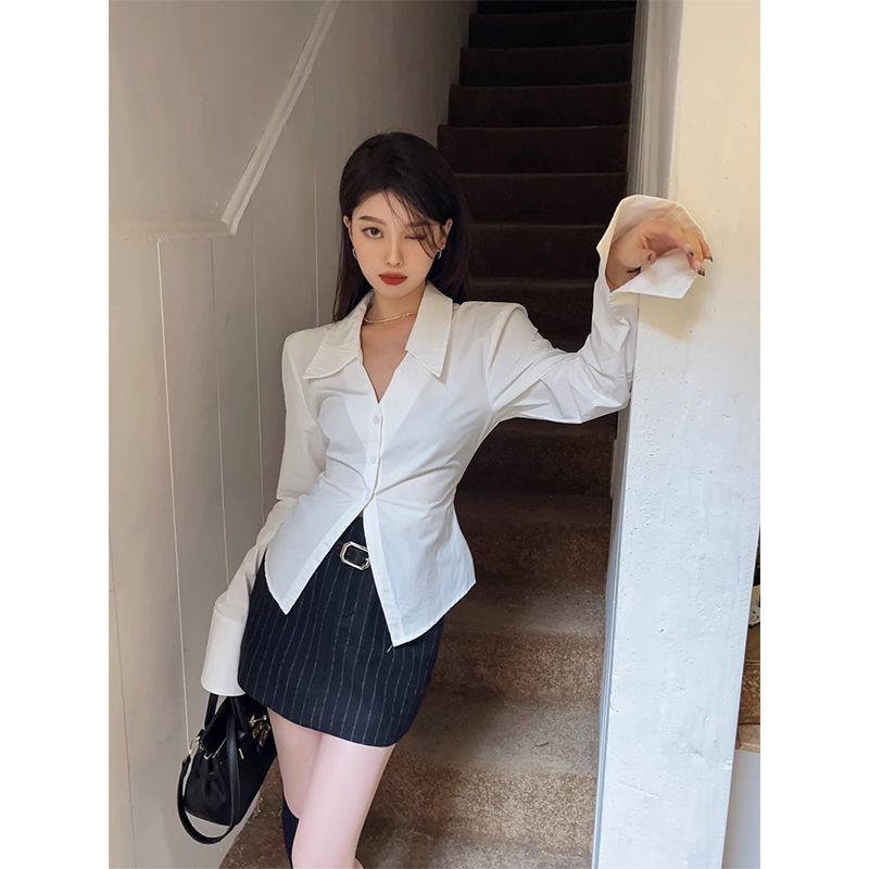 純欲風別致長袖白襯衫女性感辣妹修身襯衣春秋收腰顯瘦設計感上衣