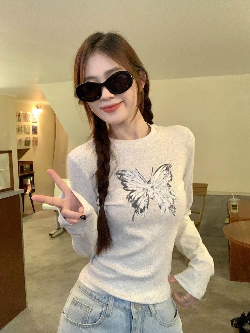 Sweet hottie long-sleeved right shoulder T-shirt for women autumn new slim fit short chic bottoming butterfly print top