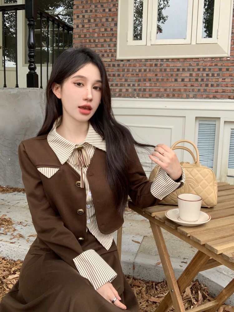 大碼胖mm2023秋季女裝時尚套裝女學院風假兩件外套高腰顯瘦半身裙
