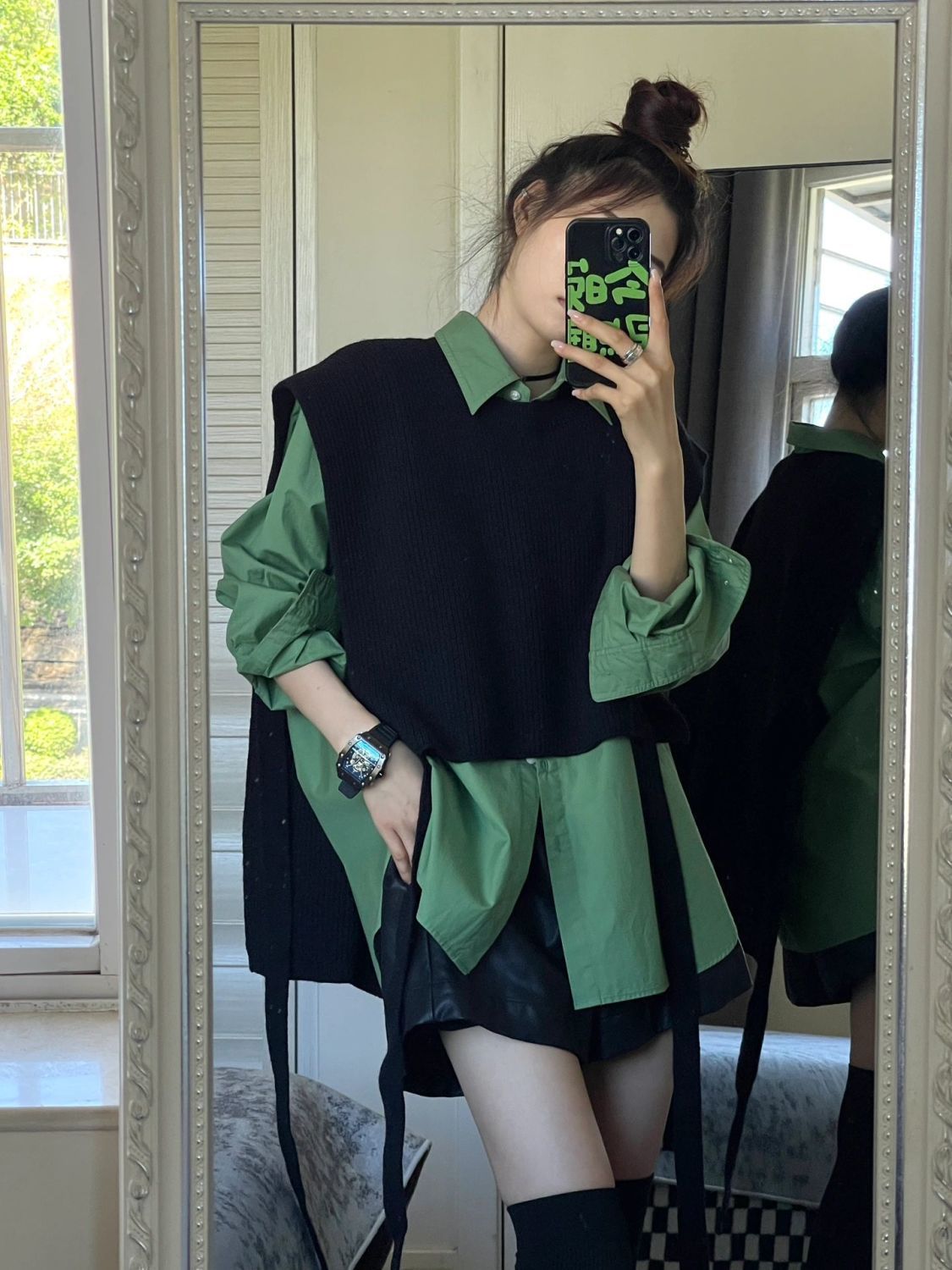 冷淡系女裝高級套裝早秋季港味復古綠色襯衫搭配馬甲披肩兩件套裝