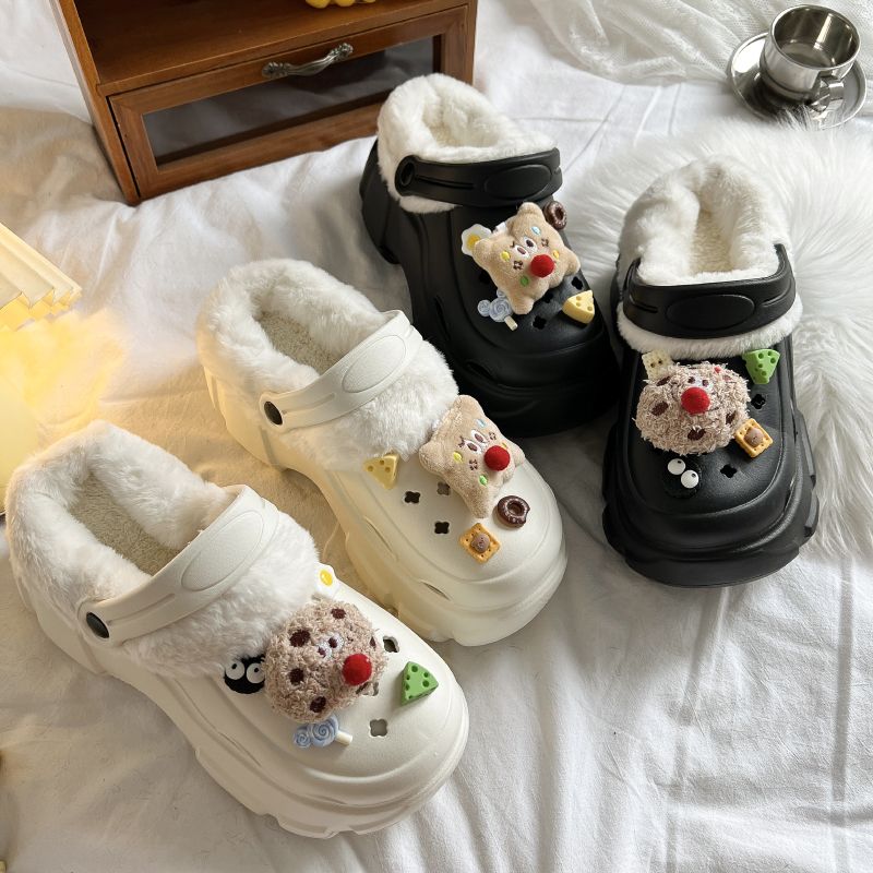 可愛洞洞鞋加絨厚底增高外穿女秋冬季可拆卸踩屎感保暖包頭棉拖鞋