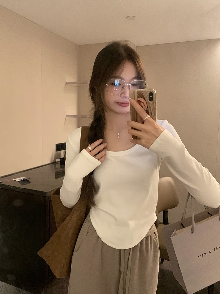 法式復古純欲方領長袖T恤打底衫春裝ins風洋氣個性新款女內搭上衣