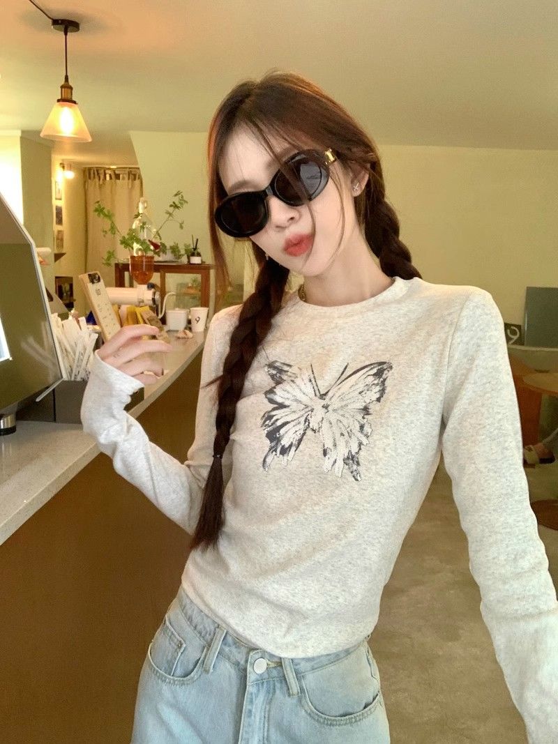 Sweet hottie long-sleeved right shoulder T-shirt for women autumn new slim fit short chic bottoming butterfly print top