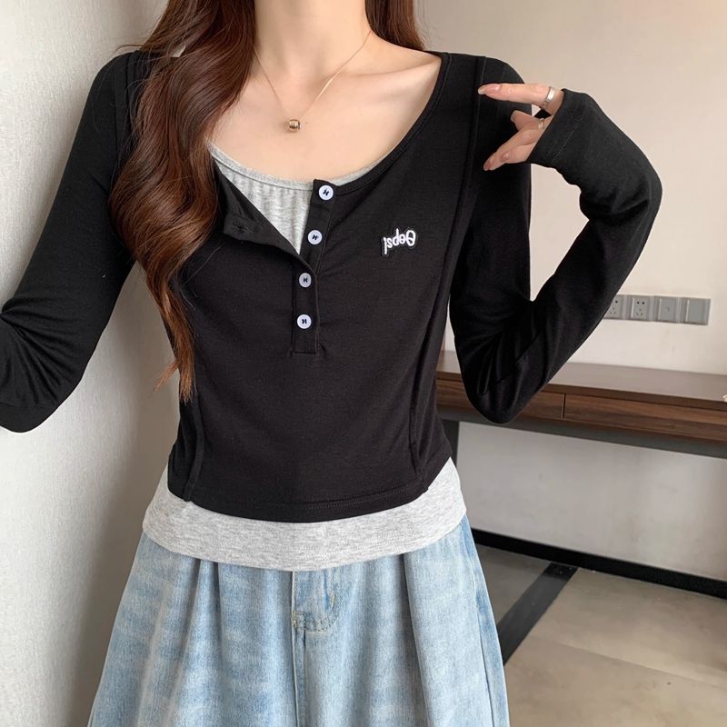 Pure lust style logo embroidery fake two-piece long-sleeved T-shirt for women in autumn design stitching contrasting color slim short top