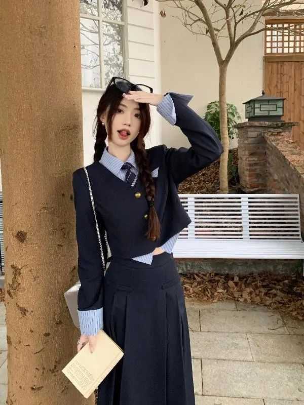 学院风套装女秋季新款气质假两件短款长袖小西服百褶半身长裙