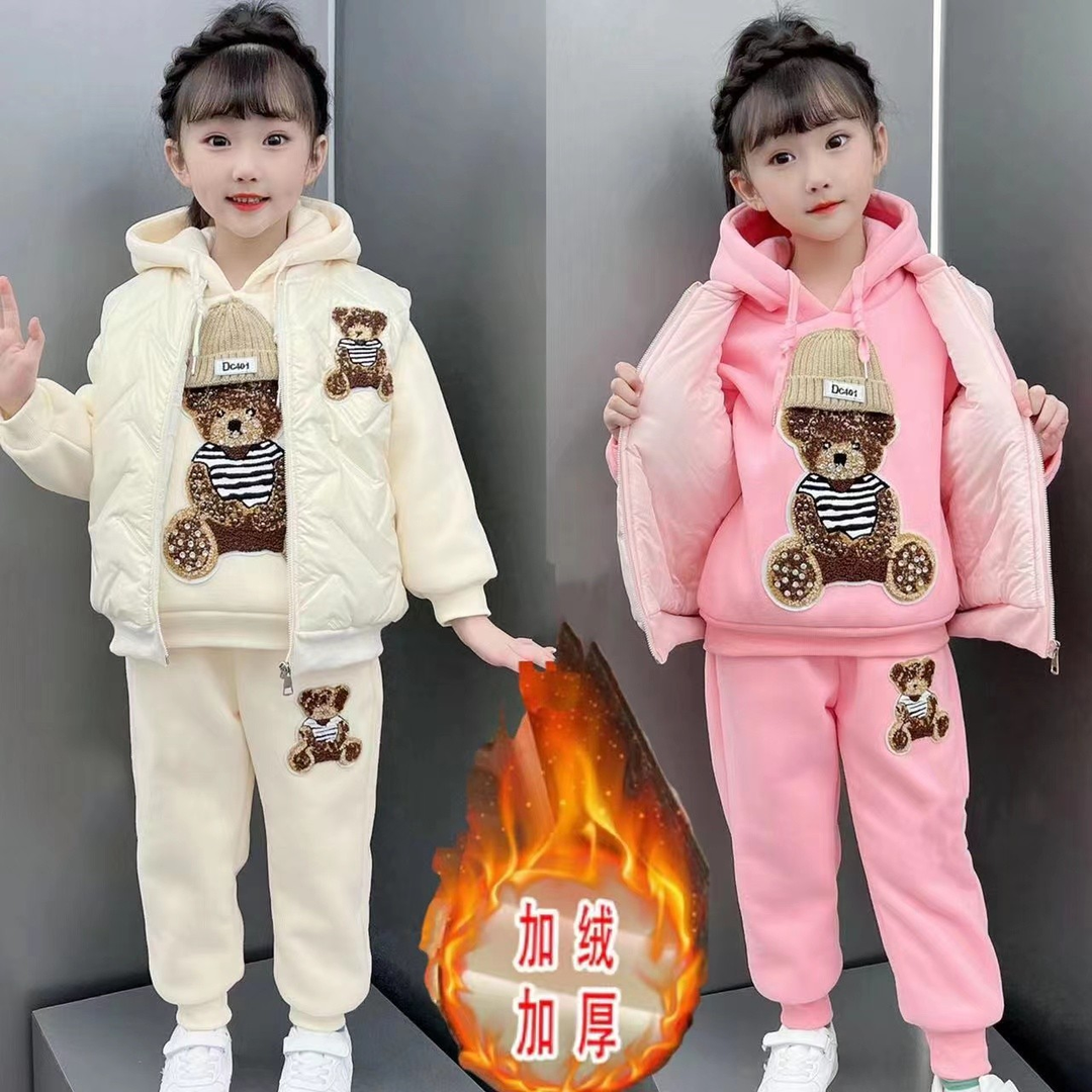 女童三件套秋冬裝2023新款洋氣中大兒童加厚馬甲冬季加絨衛衣套裝
