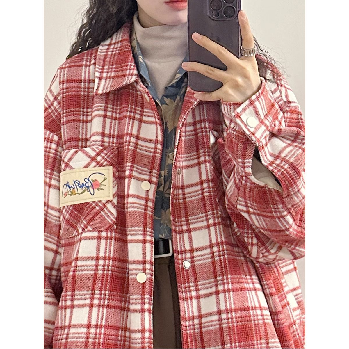 美式復古寬鬆貼布繡花格子上衣女秋季2023新款情侶翻領毛呢外套潮