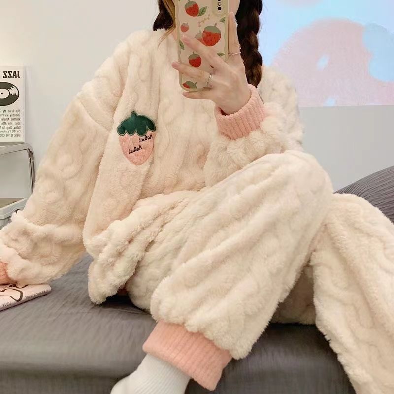 睡衣女冬季珊瑚絨加厚加絨甜美可愛法蘭寬鬆加大碼家居服兩件套裝