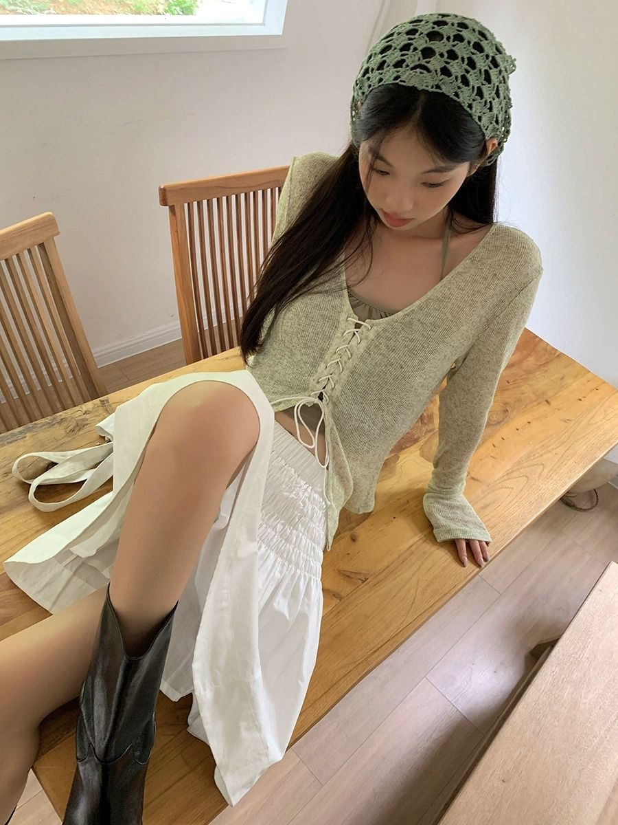 法師浪漫甜辣個性顯瘦抽繩設計感長袖V領上衣春秋新款針織衫T恤女