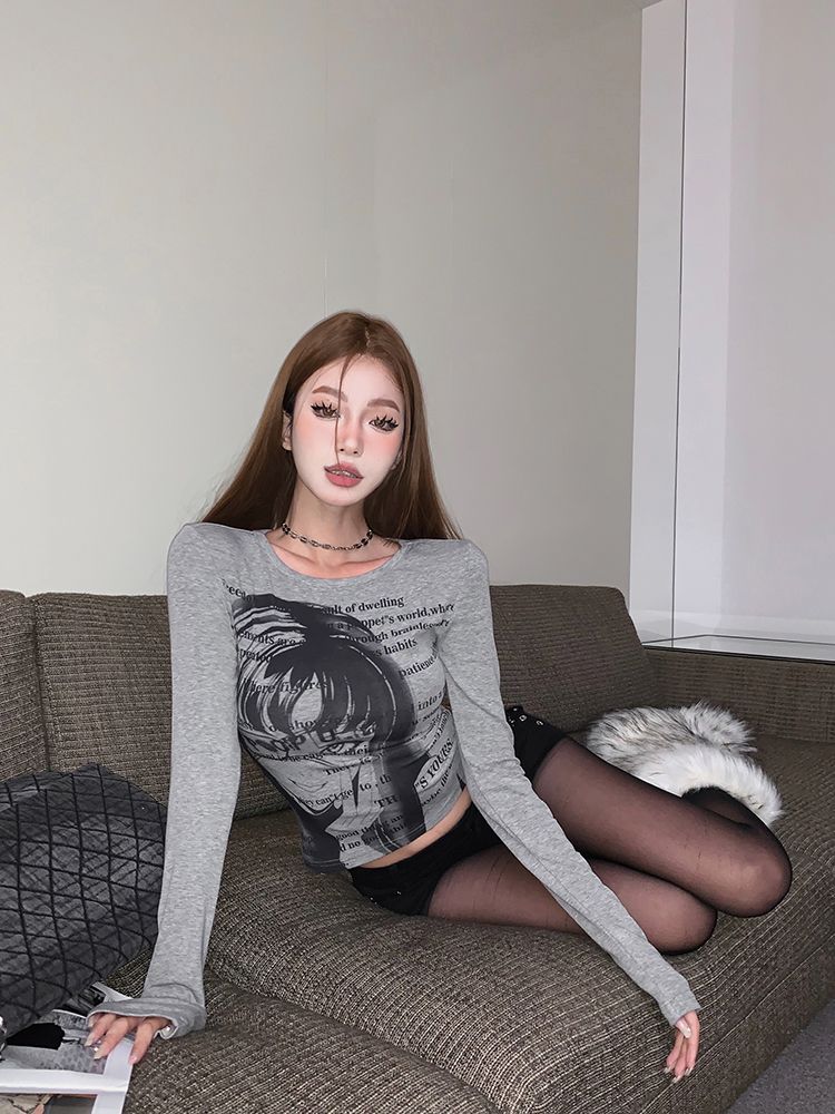 灰色卡通動漫印花長袖T恤女裝秋季字母修身緊身短款內搭打底上衣