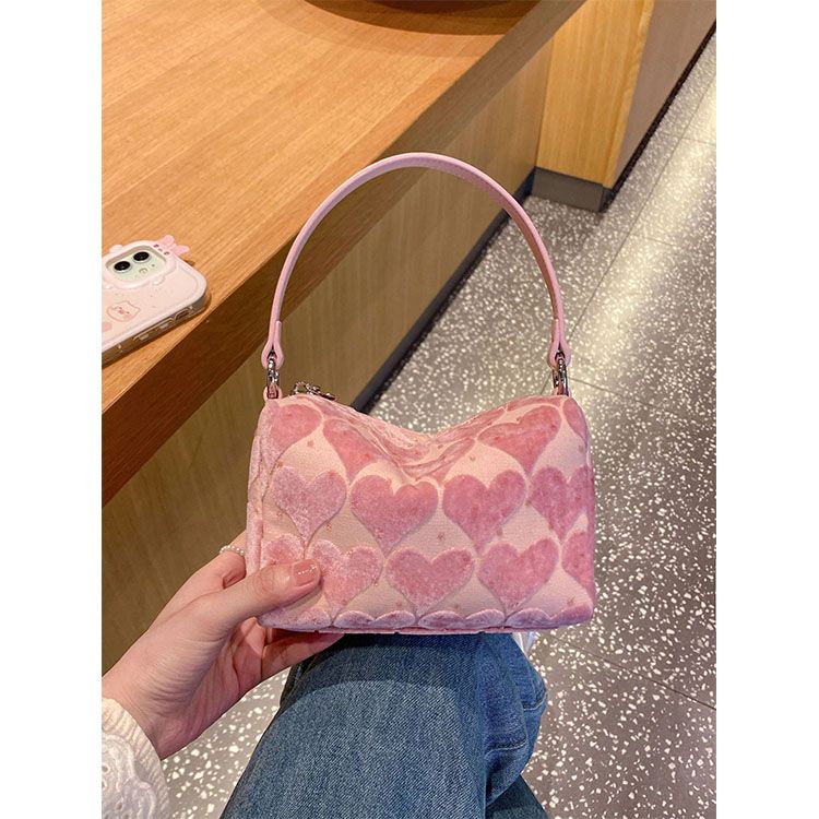 2023 new autumn and winter small bag for girls cute pink love puffer bag hand-held crossbody bag