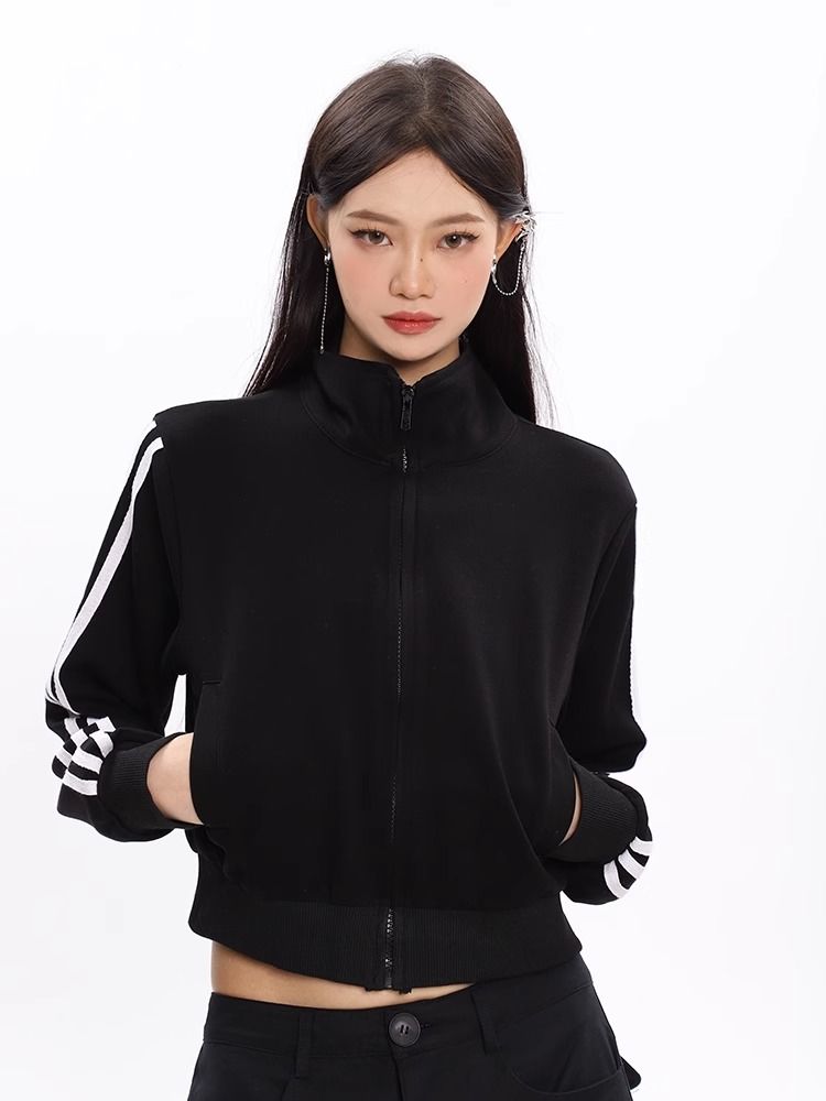 復古高街時髦簡約通勤休閒運動三條槓夾克立領短款拉鏈外套女ins