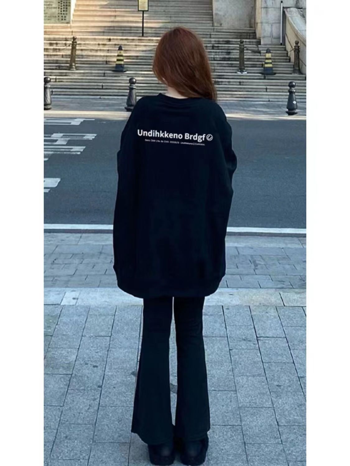 2023春秋冬季新款圓領加絨加厚衛衣女寬鬆小眾設計感套頭上衣潮牌