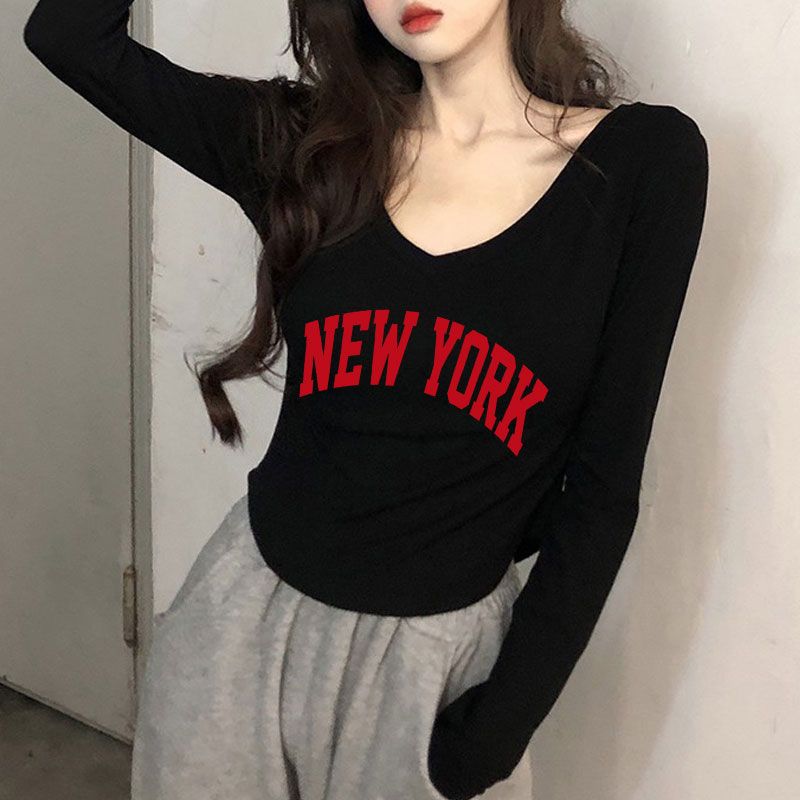 黑色V領短款長袖上衣女學生秋冬型顯瘦純欲風打底小衫穿搭潮