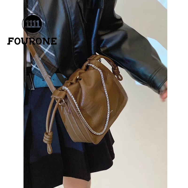 High-end 2023 new trendy Korean high-end light luxury handbag college style single shoulder crossbody backpack