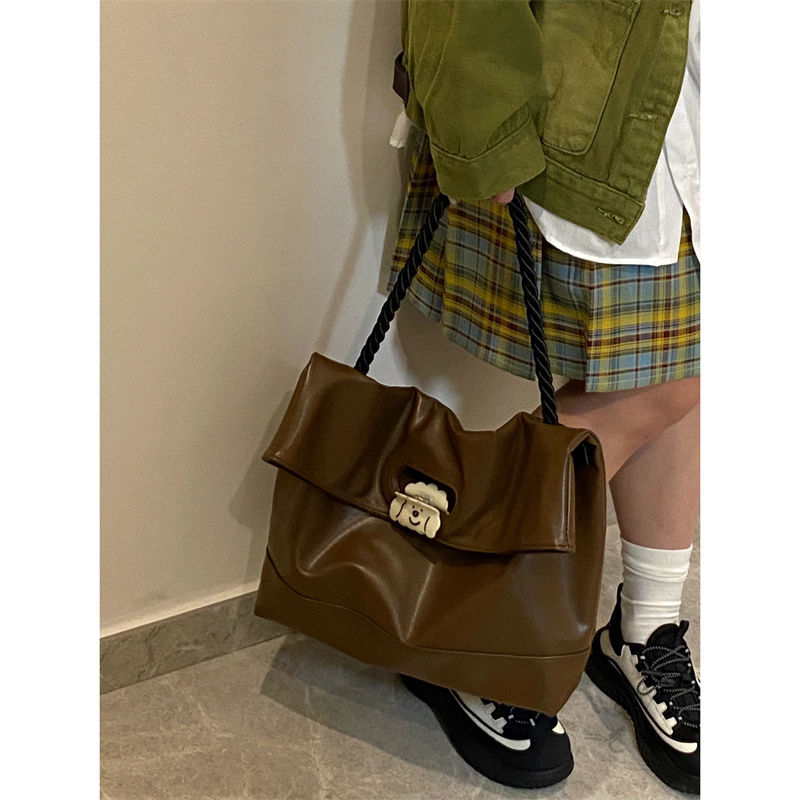 Brown soft leather large capacity tote bag for women 2024 new commuter simple large bag student class single shoulder crossbody bag