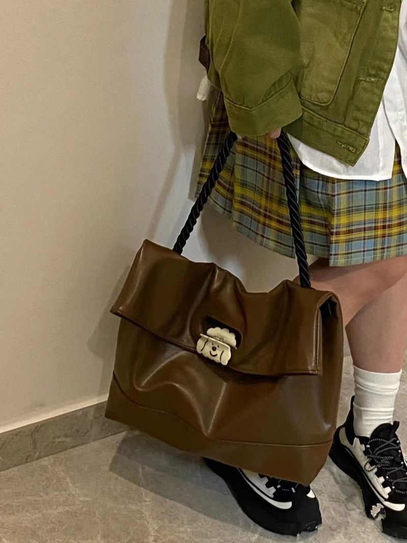 Simple Retro Brown Soft Leather Commuting Tote Bag Western Design Crossbody Bag 2023 Early Autumn New Shoulder Bag for Women