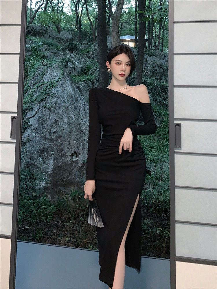純欲風辣妹露肩露背開叉禮服長裙2023秋冬顯瘦包臀御姐氣質連衣裙
