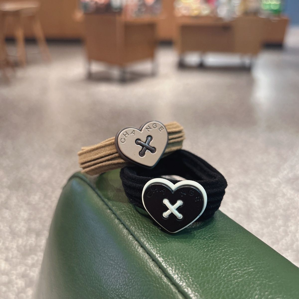 Sommerliches, hochelastisches Stirnband mit Liebesbuchstaben, roter Handtuchring aus Netzstoff, spurloser Haarschmuck, Kugelkopfkrawatte, Pferdeschwanz-Haarseil_voghion.com