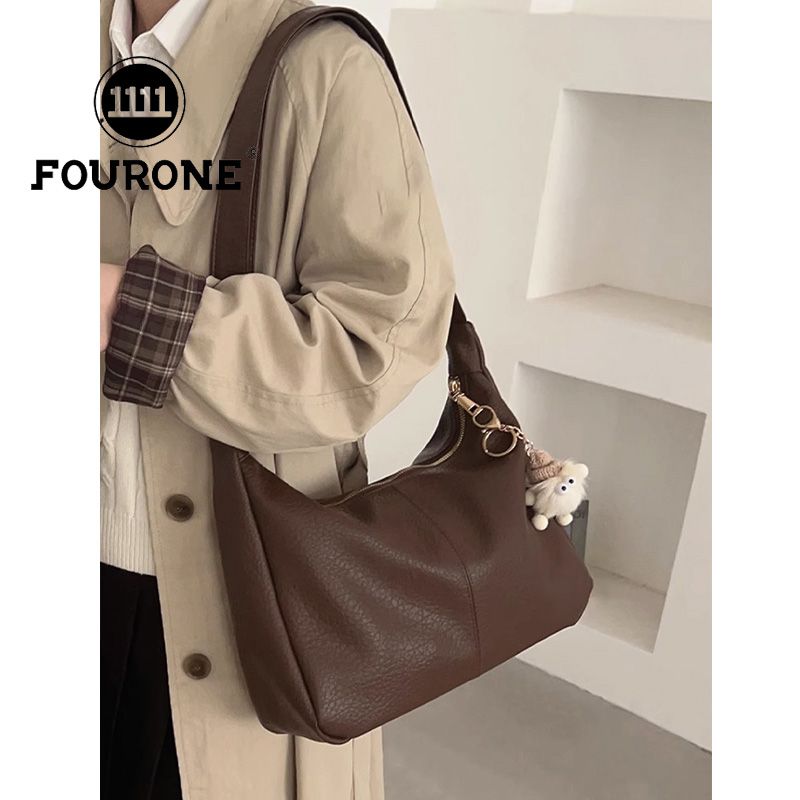 Class Commuting Bag Women's Autumn and Winter 2023 New Single Shoulder Crossbody Bag Large Capacity Underarm Tote Bag