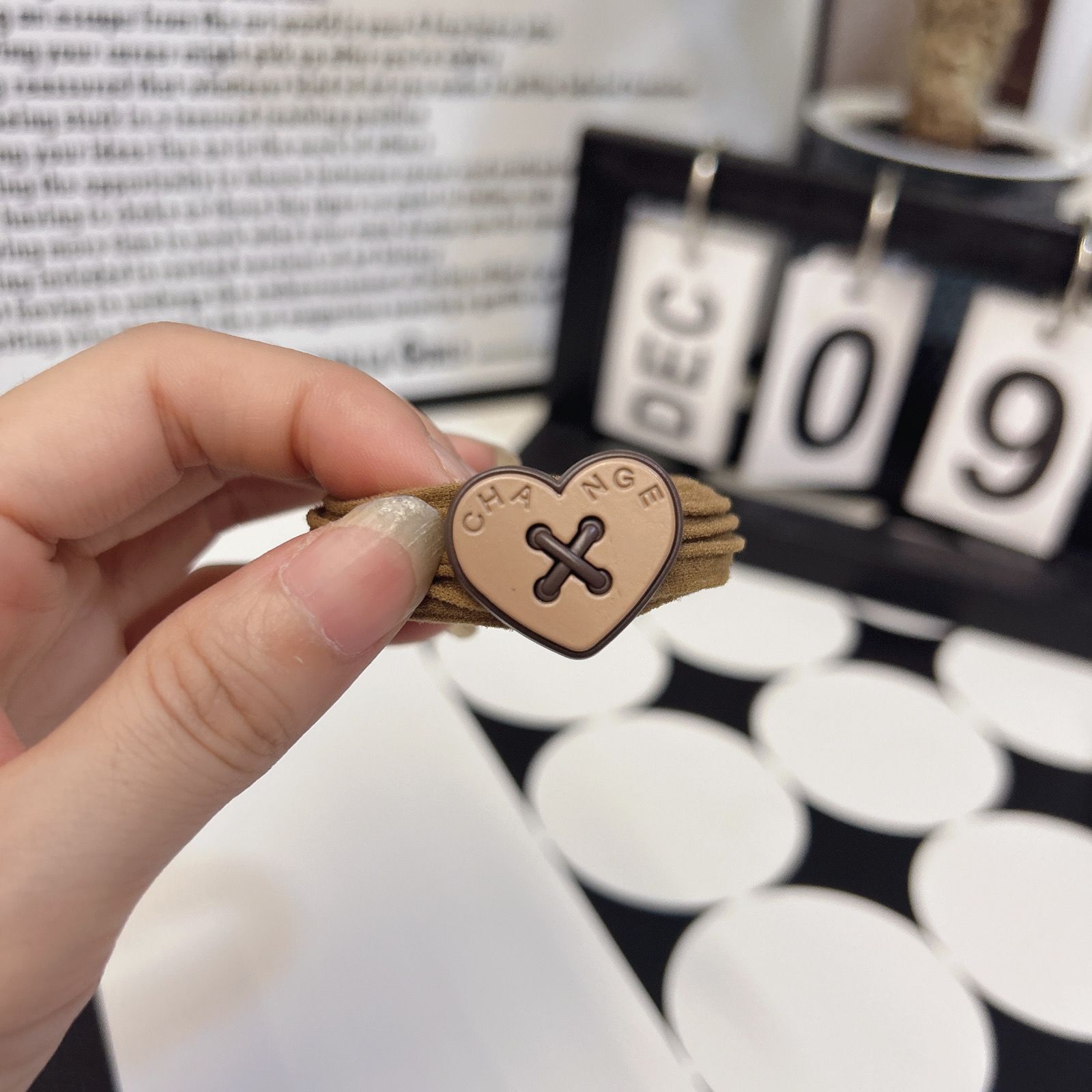 Sommerliches, hochelastisches Stirnband mit Liebesbuchstaben, roter Handtuchring aus Netzstoff, spurloser Haarschmuck, Kugelkopfkrawatte, Pferdeschwanz-Haarseil_voghion.com