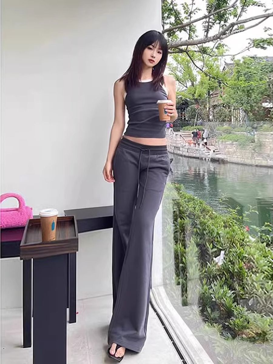 美式寬鬆微喇運動褲女新款秋夏季設計感高腰顯瘦辣妹修身休閒衛褲